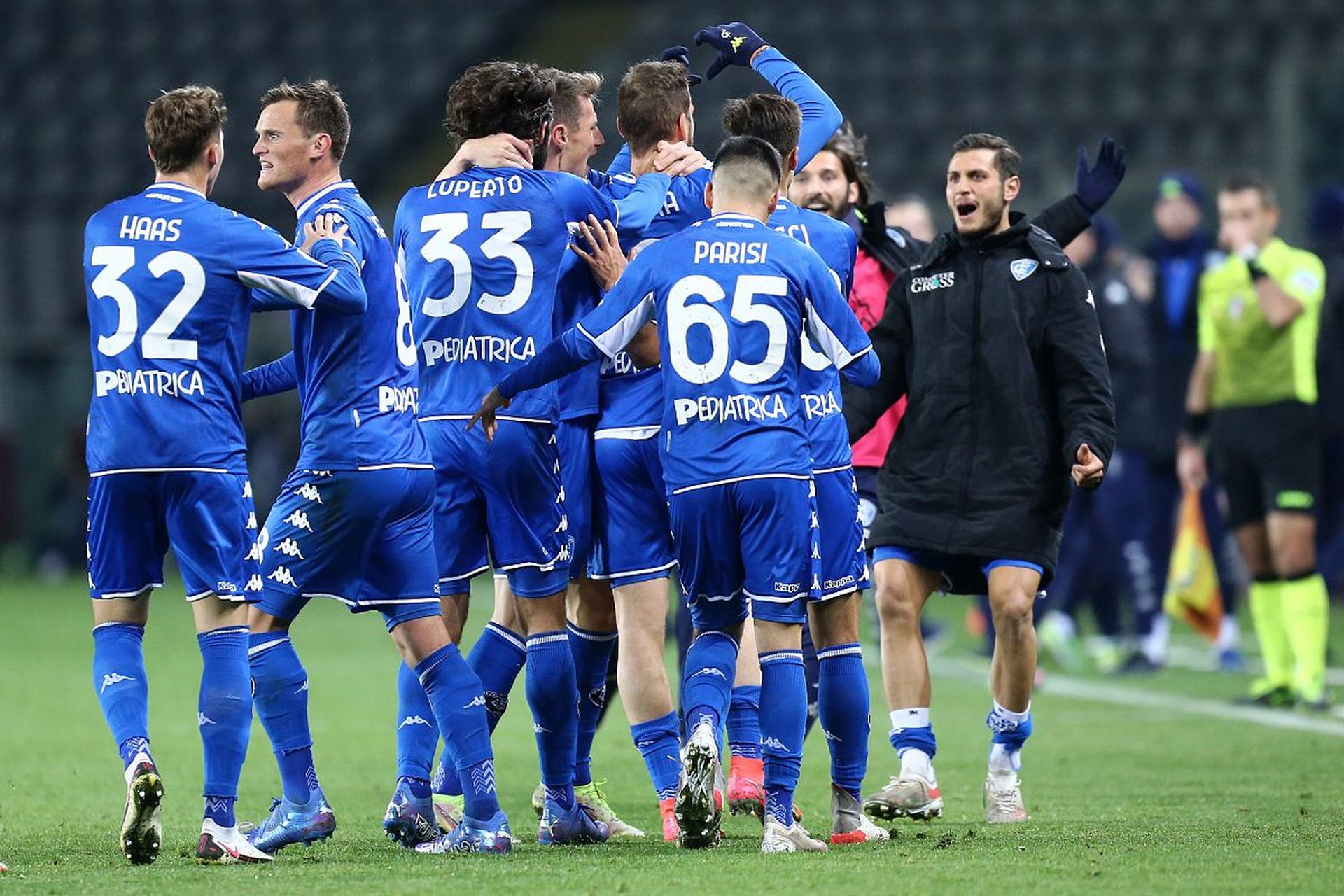 随着一场场 随着一场场